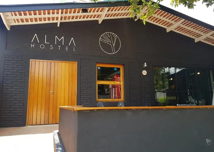 Alma Hostel
